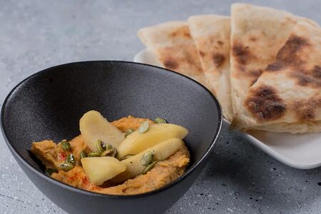 Хумус и фокачча