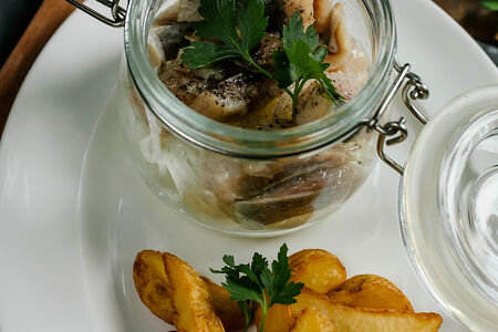 Селедочка по-домашнему с картофелем