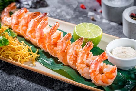 Королевские креветки на пару