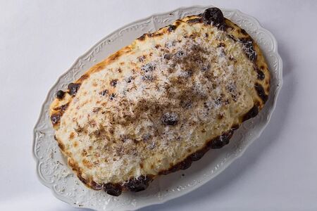 Кальцоне с трюфелем