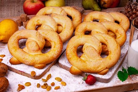 Крендель песочный