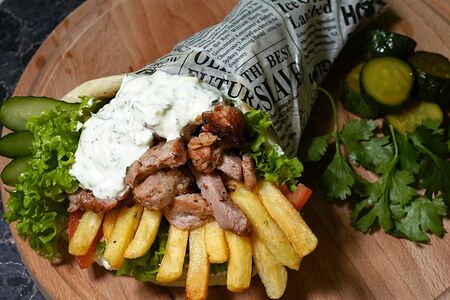 Сувлак с шашлыком из свинины