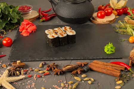 Классический с угрем