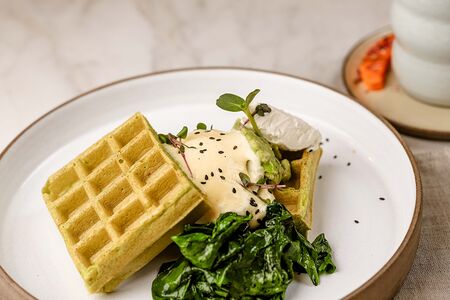 Без глютеновая вафля из шпината