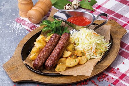 Колбаска из мраморной говядины