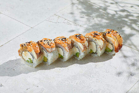 Филадельфия запеченная с лососем и соусом унаги