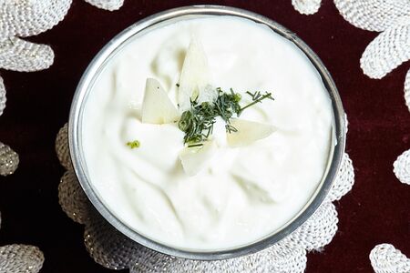 Мацони с чесноком