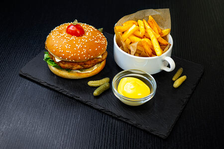 Чикен бургер