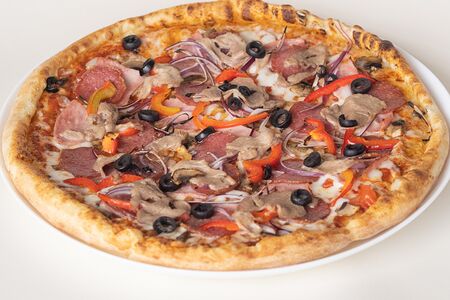 Пицца Мясной удар