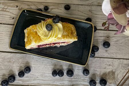 Меренговый рулет