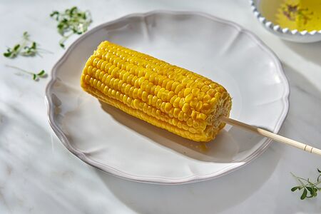 Кукуруза на шпажке