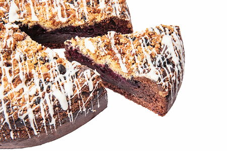 Пирог с черной смородиной