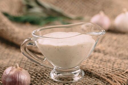 Мацони с чесноком