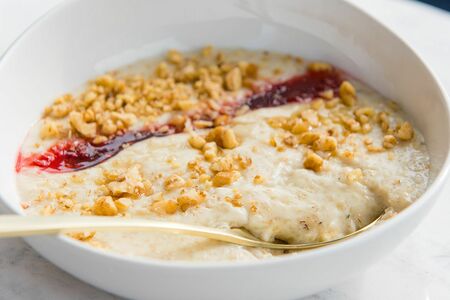 Каша с грецким орехом