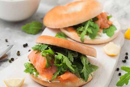 Сэндвич с лососем