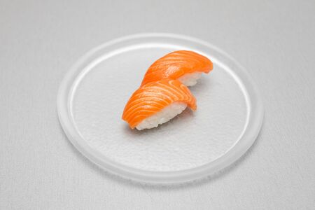 Нигири лосось