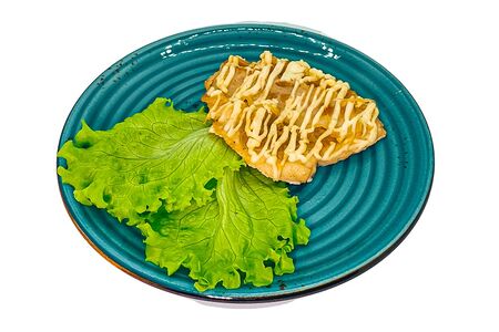 Куриная грудка с беконом и луком