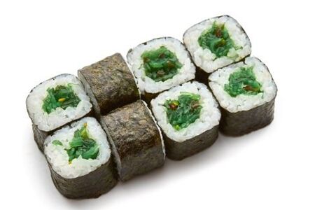 Маки с чукой