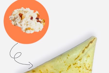 Блин с творогом и изюмом