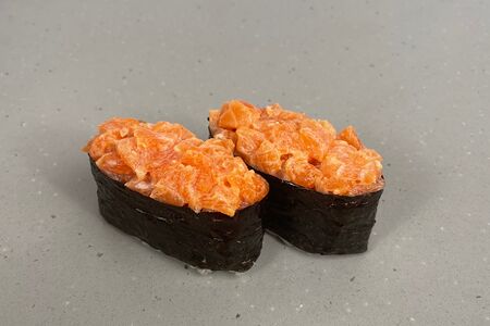 Суши Спайси с лососем