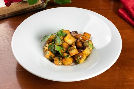 Картофель жаренный с грибами