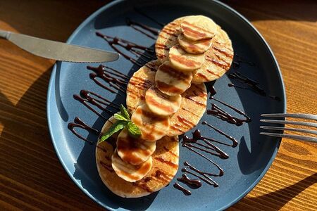 Оладьи с бананом и шоколадом