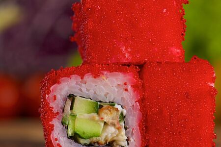 Калифорния с угрем