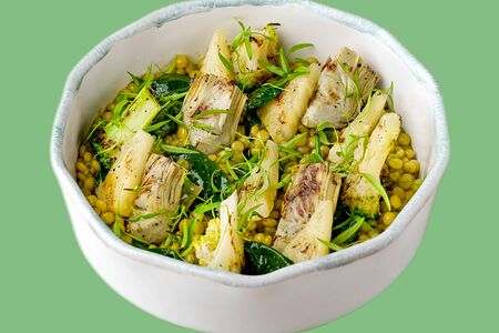 Птитим с тартаром из ананаса