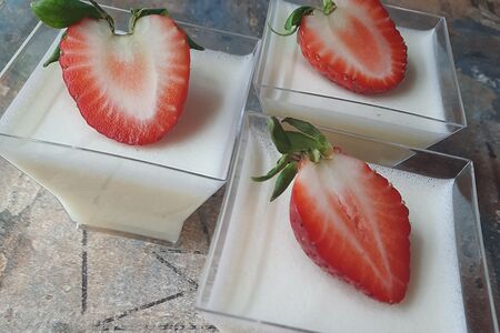 Десерт-мусс в стаканчике