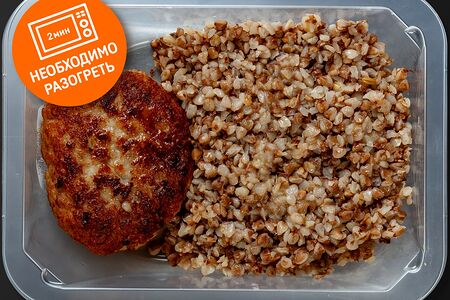 Оладьи из курицы с гречневой кашей