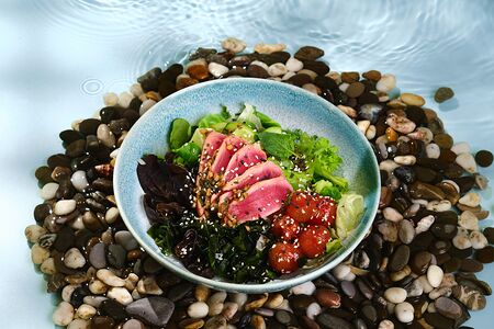 Поке с тунцом