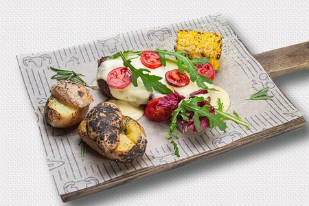 Ребра свиные с соусом дорблю