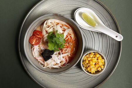 Том ям Краб рамэн