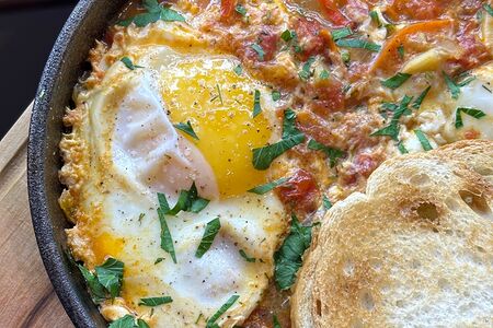 Помидорная шакшука