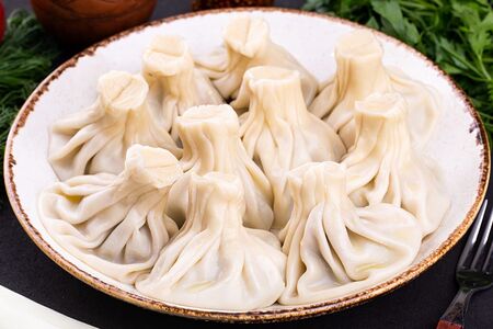 Хинкали с говядиной и свининой