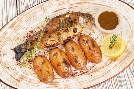 Форель с картофелем