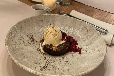 Брауни с брусникой