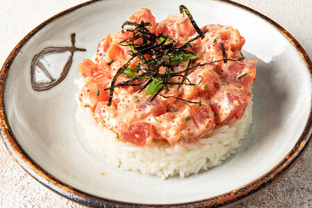 Японский тартар с тунцом