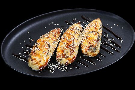 Запечённые мидии в ракушках