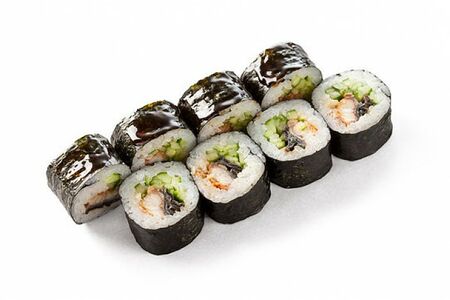 Ролл с угрем и огурцом