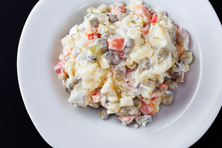 Оливье с копченой курицей