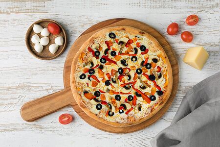 Пицца Овощная средняя