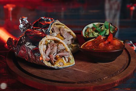 Буррито со свининой