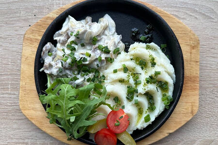 Бефстроганов