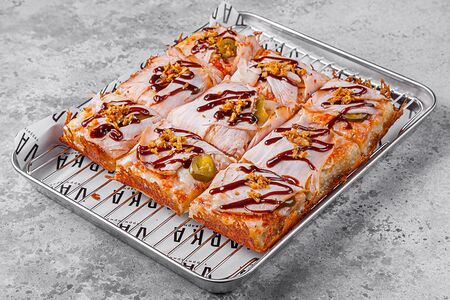 Пицца с пастрами из индейки