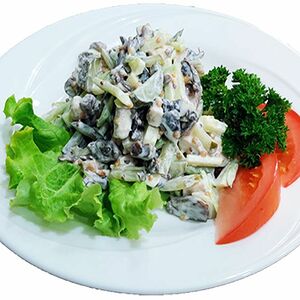 Английский салат с цыплёнком