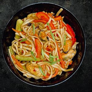 Wok с морепродуктами