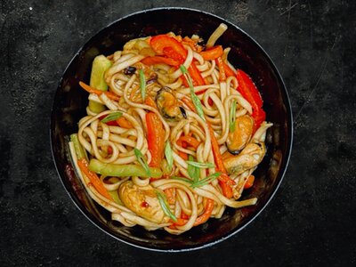 Wok с морепродуктами