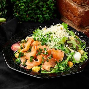 Цезарь с лососем