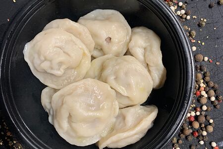 Пельмени со сметаной